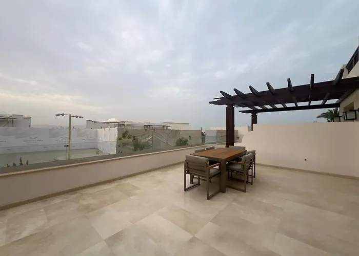 Ancient Sands 2br | Ground Floor, Pool Access Apartment *